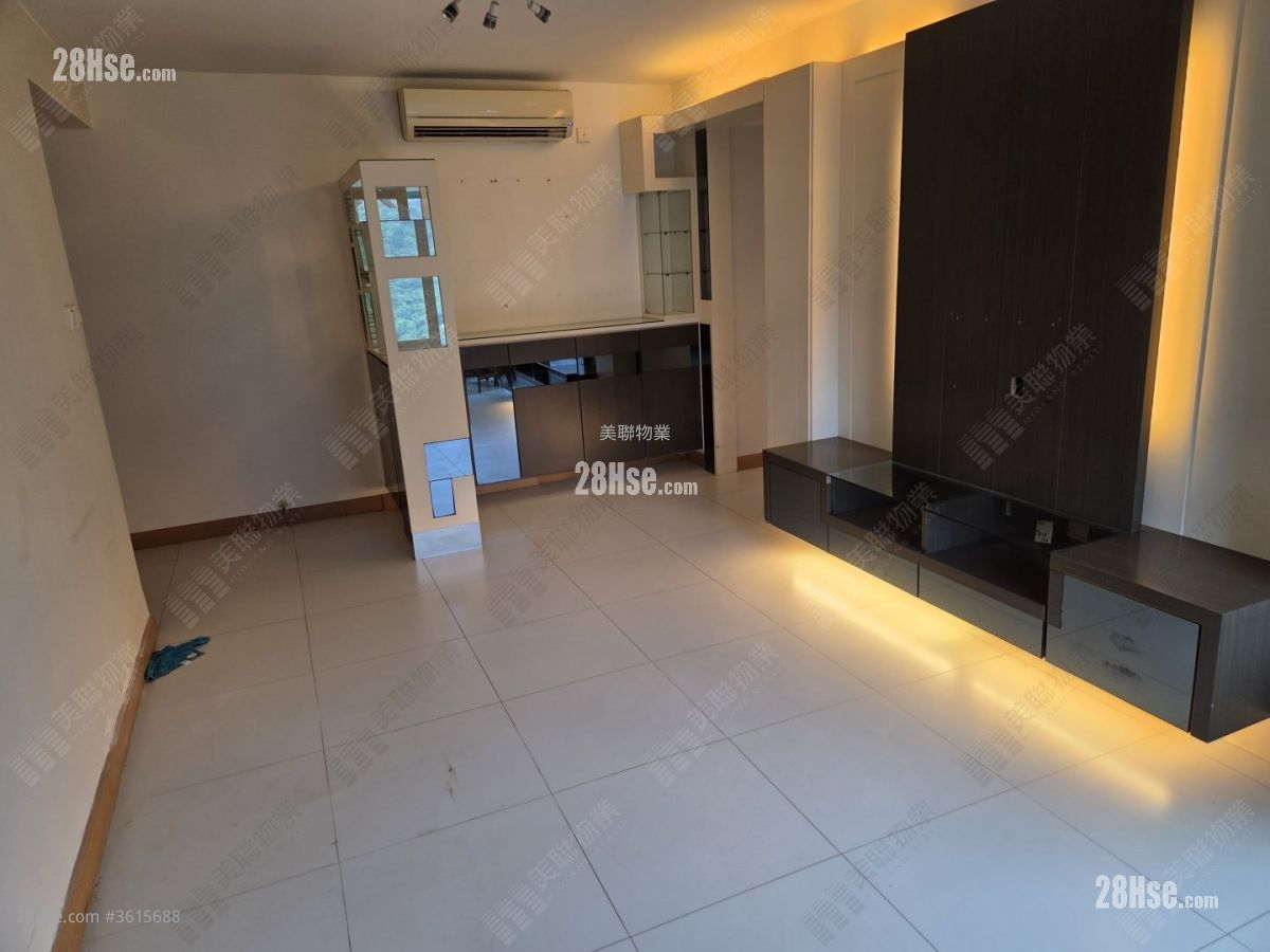 翠拥华庭 售盘 3 房 , 2 浴室 833 平方尺 ( 77.4 平方米 ) 翠拥华庭 售盘 3 房 , 2 浴室 833 平方尺 ( 77.4 平方米 )