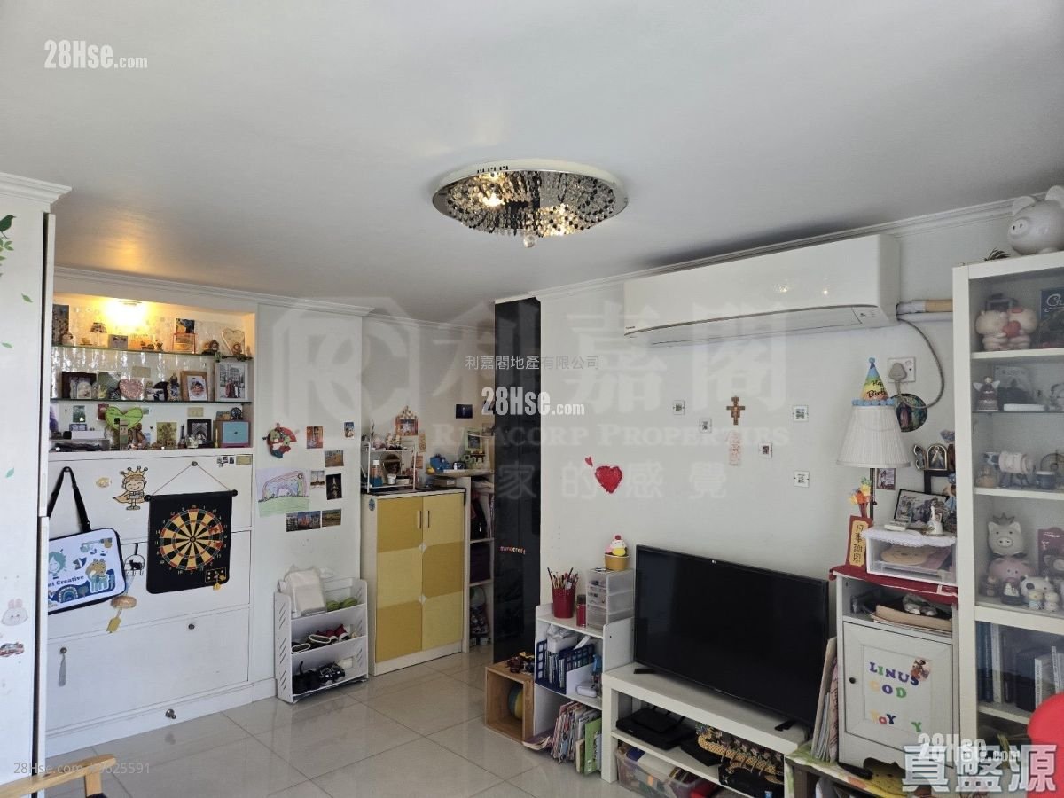 美孚新邨 售盘 2 房 , 1 浴室 438 平方尺 ( 40.7 平方米 )