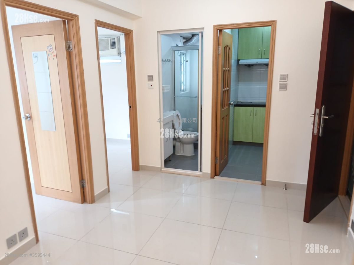 Kwan Yick Building Phase 2 Rental 2 Bedrooms , 1 Bathroom 369 ft² ( 34.3 m² )