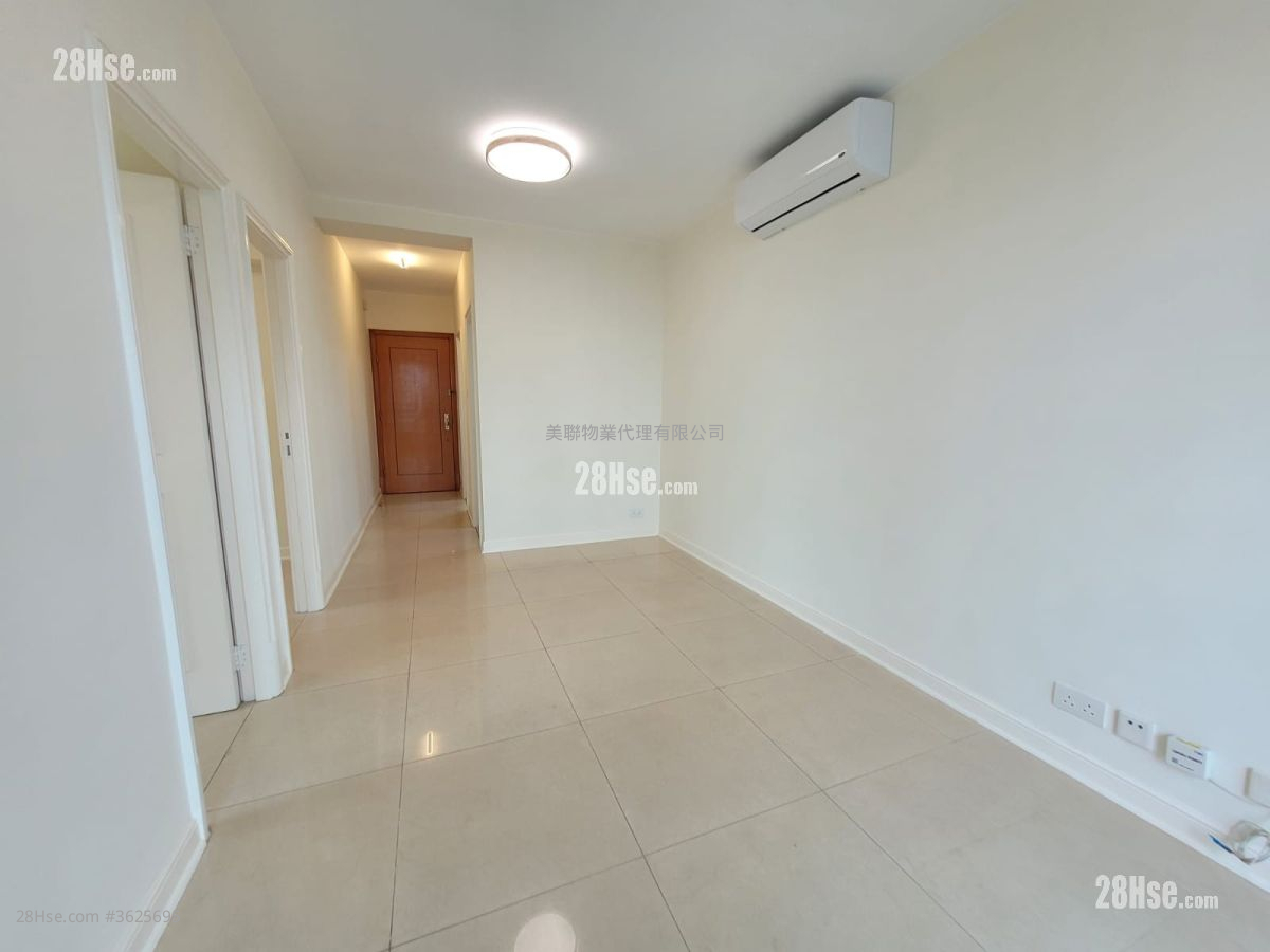 Banyan Garden Sell 2 Bedrooms , 1 Bathroom 471 ft² ( 43.8 m² ) Banyan Garden Sell 2 Bedrooms , 1 Bathroom 471 ft² ( 43.8 m² )