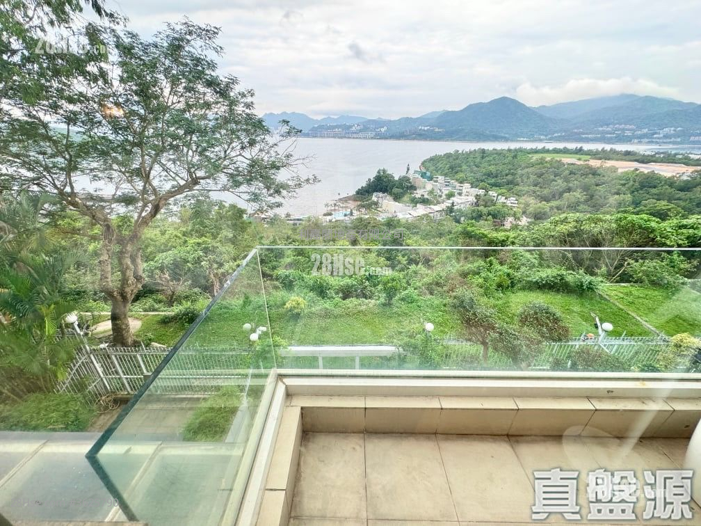 聚豪天下 售盘 3 房 2,447 平方尺 ( 227.3 平方米 ) 聚豪天下 售盘 3 房 2,447 平方尺 ( 227.3 平方米 )