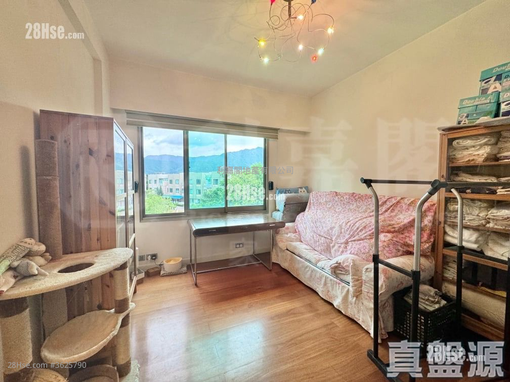 聚豪天下 售盘 3 房 2,447 平方尺 ( 227.3 平方米 ) 聚豪天下 售盘 3 房 2,447 平方尺 ( 227.3 平方米 )