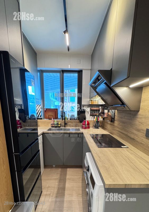 维景湾畔 售盘 2 房 498 平方尺 ( 46.3 平方米 )