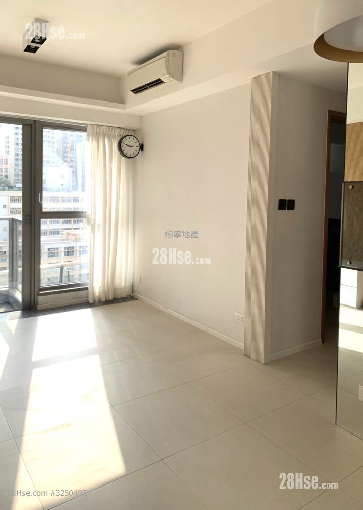 Serenade Rental 3 Bedrooms , 2 Bathrooms 788 ft² ( 73.2 m² )