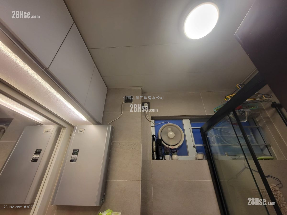 黄埔花园 售盘 2 房 , 1 浴室 389 平方尺 ( 36.1 平方米 ) 黄埔花园 售盘 2 房 , 1 浴室 389 平方尺 ( 36.1 平方米 )