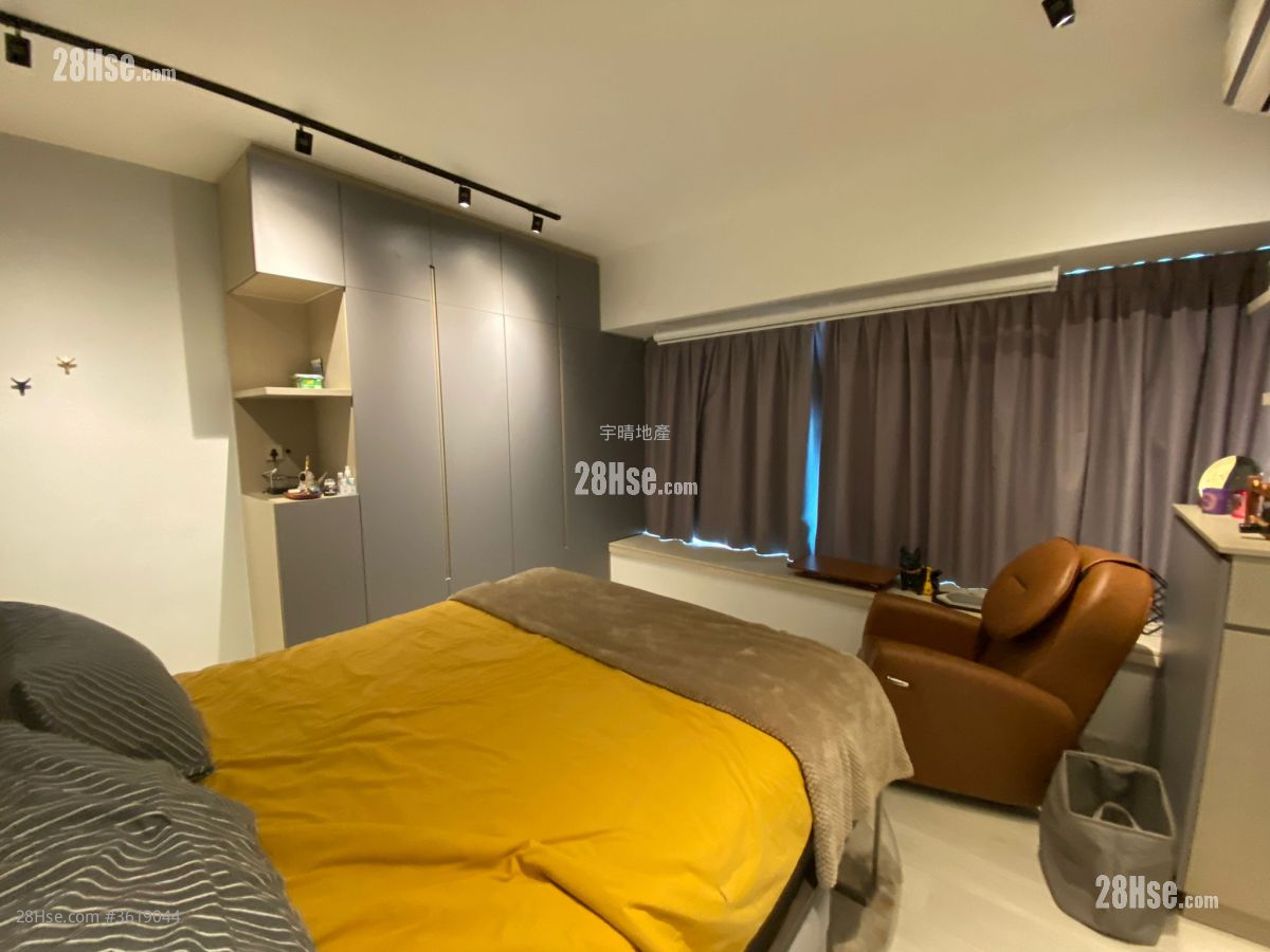 The Prominence Rental Studio , 1 Bathroom 271 ft² ( 25.2 m² )