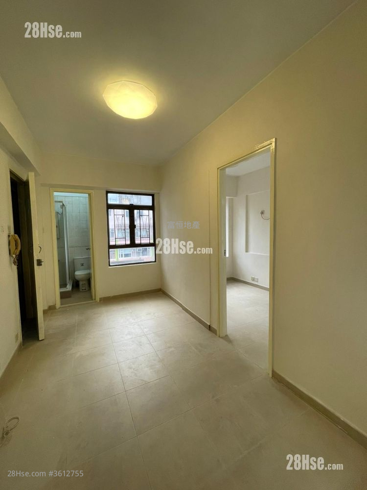 Golden Court Rental 1 Bedroom , 1 Bathroom 274 ft² ( 25.5 m² ) Golden Court Rental 1 Bedroom , 1 Bathroom 274 ft² ( 25.5 m² )