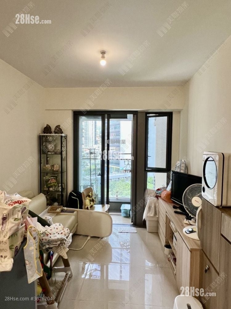 映日湾 售盘 2 房 457 平方尺 ( 42.5 平方米 )