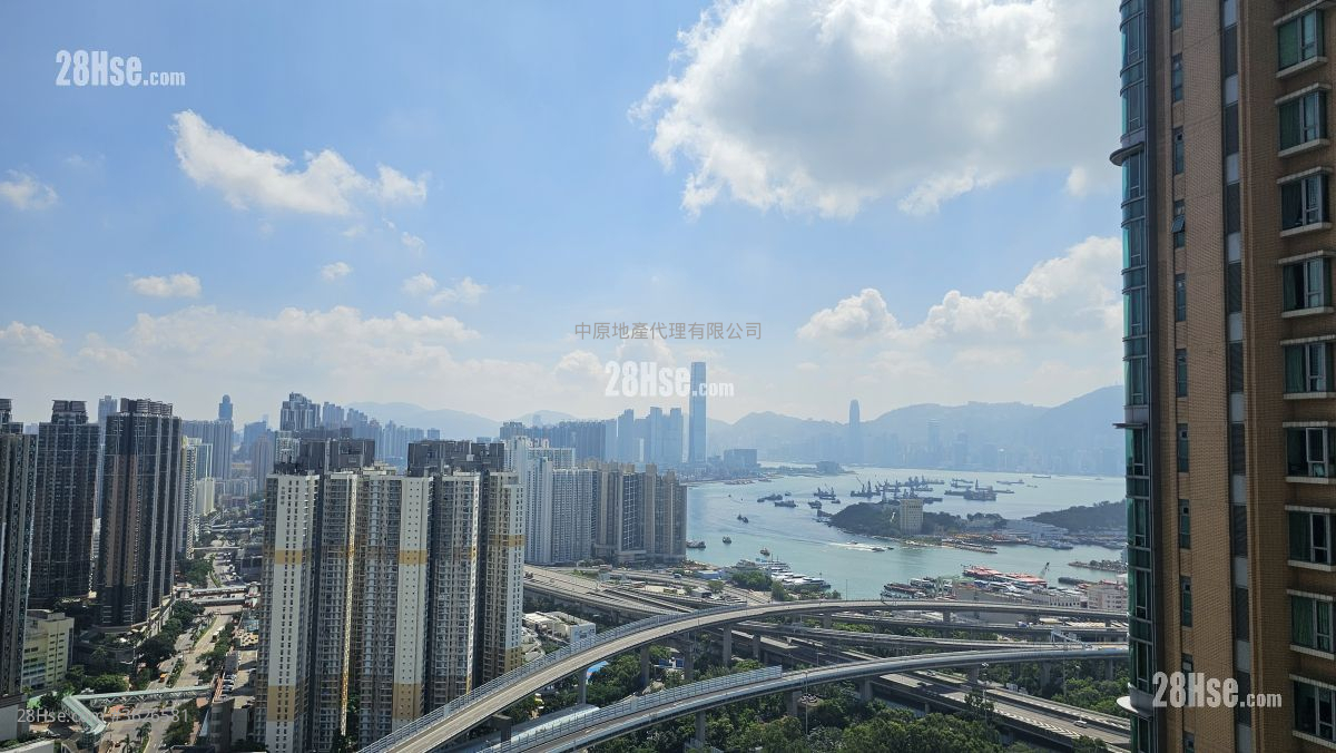 曼克顿山 售盘 2 房 , 2 浴室 896 平方尺 ( 83.2 平方米 )