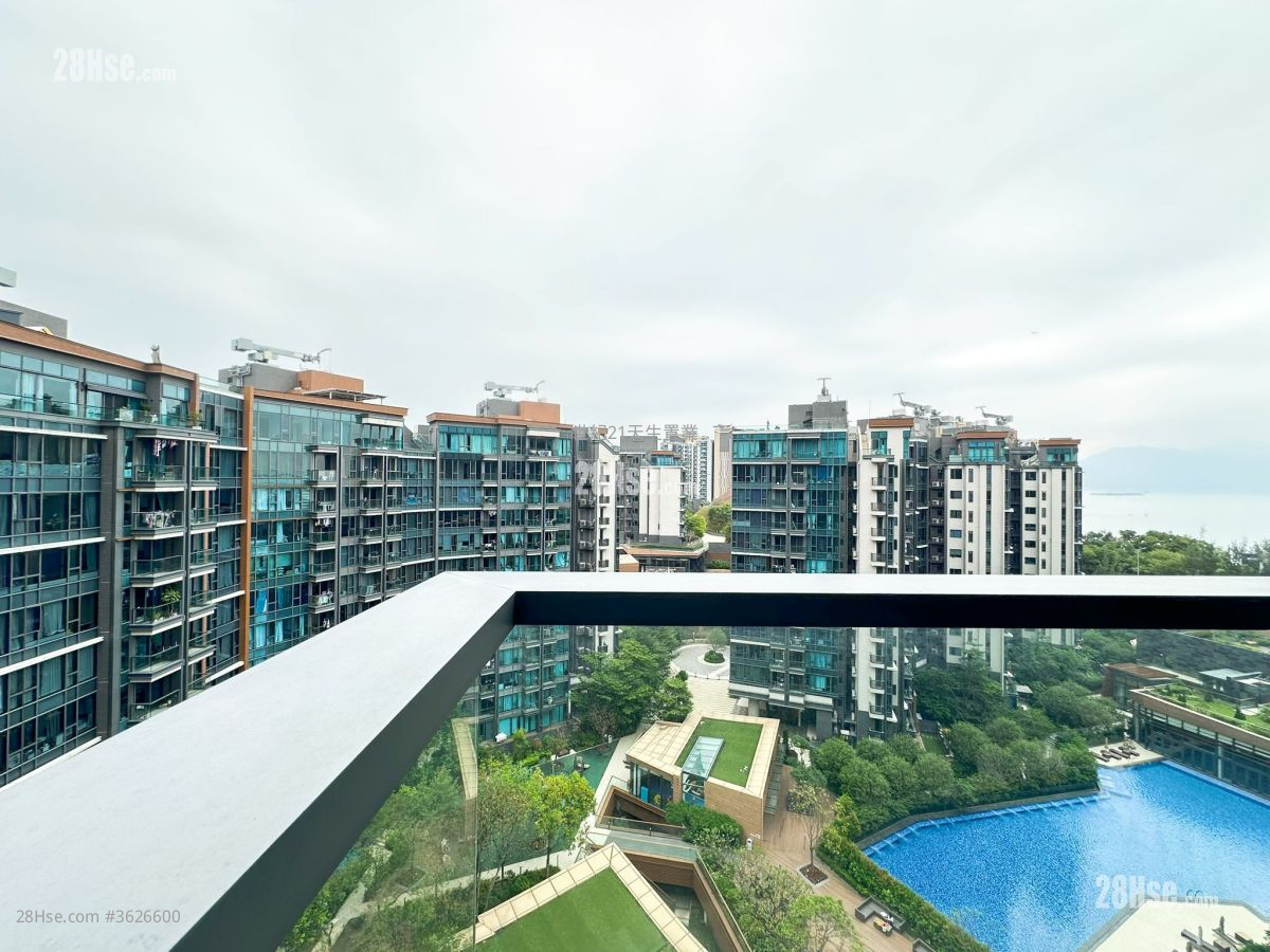 The Bloomsway Sell Studio , 1 Bathroom 308 ft² ( 28.6 m² ) The Bloomsway Sell Studio , 1 Bathroom 308 ft² ( 28.6 m² )