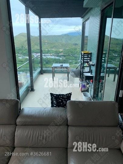 皇府山 售盘 5+ 房 1,178 平方尺 ( 109.4 平方米 )