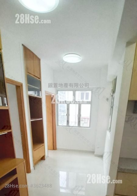 229-231 Lockhart Road Sell 2 Bedrooms , 1 Bathroom 324 ft² ( 30.1 m² )