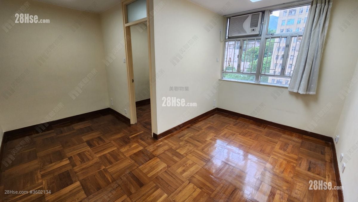 龙蟠苑 租盘 1 房 , 1 浴室 353 平方尺 ( 32.8 平方米 )