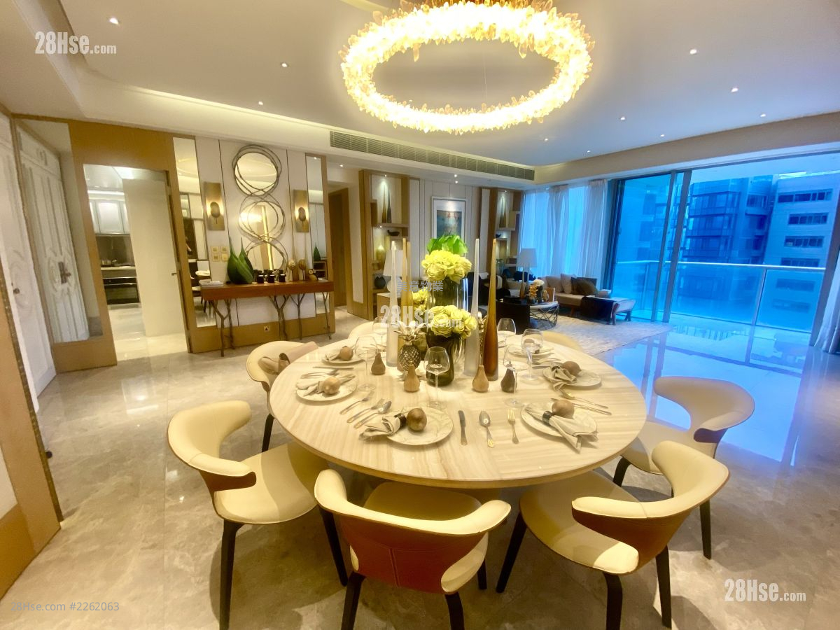 Cluny Park Sell 5+ Bedrooms , 5+ Bathrooms 2,115 ft² ( 196.5 m² )