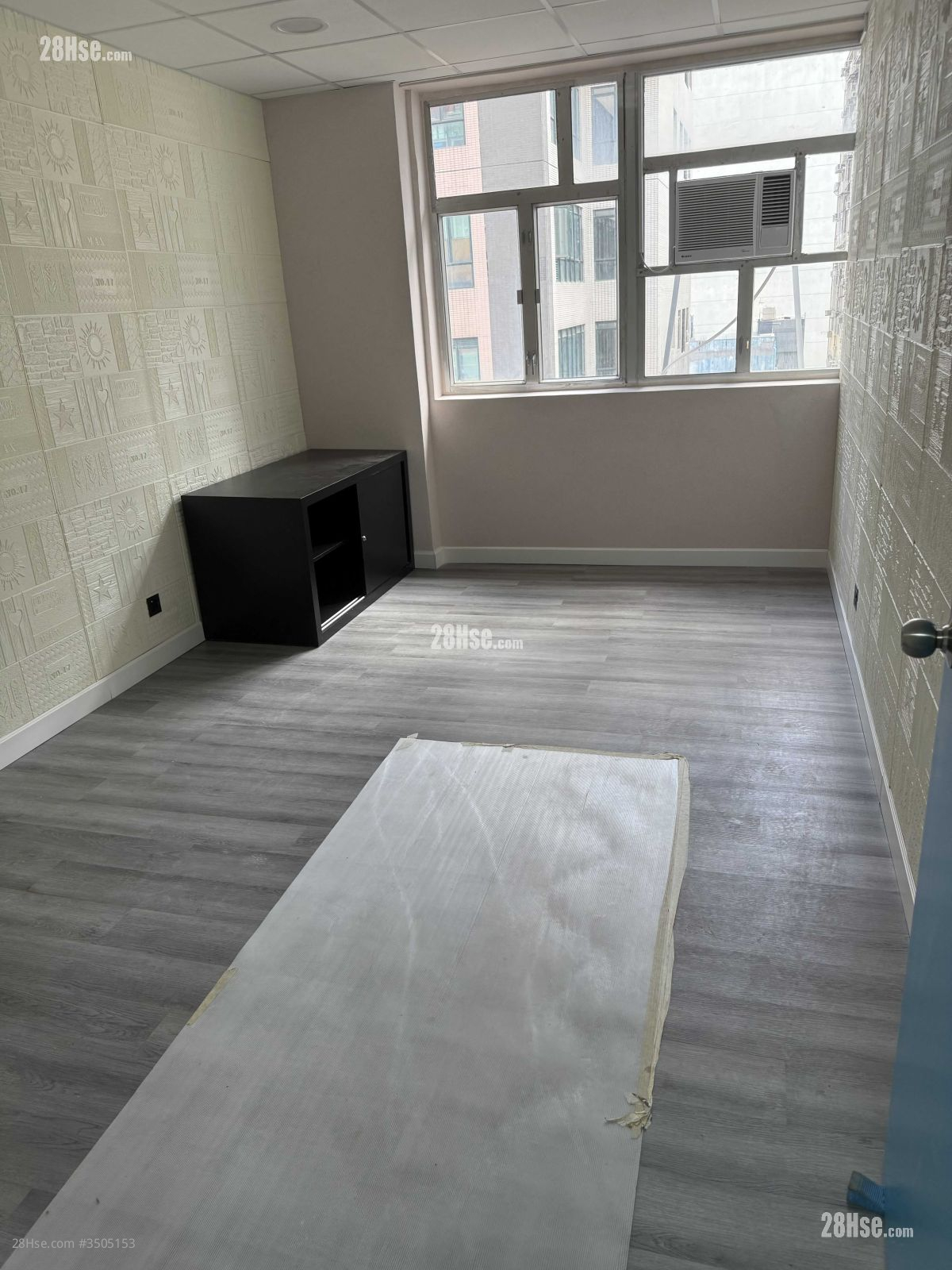 胜景工业大厦 租盘 1 房 , 2 厕所 162 平方尺 ( 15.1 平方米 )