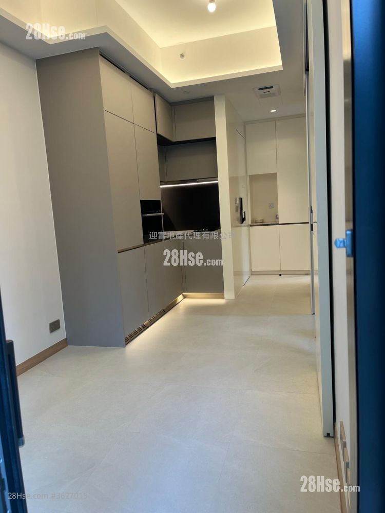 Baker Circle Euston Rental 2 Bedrooms , 1 Bathroom 378 ft² ( 35.1 m² )