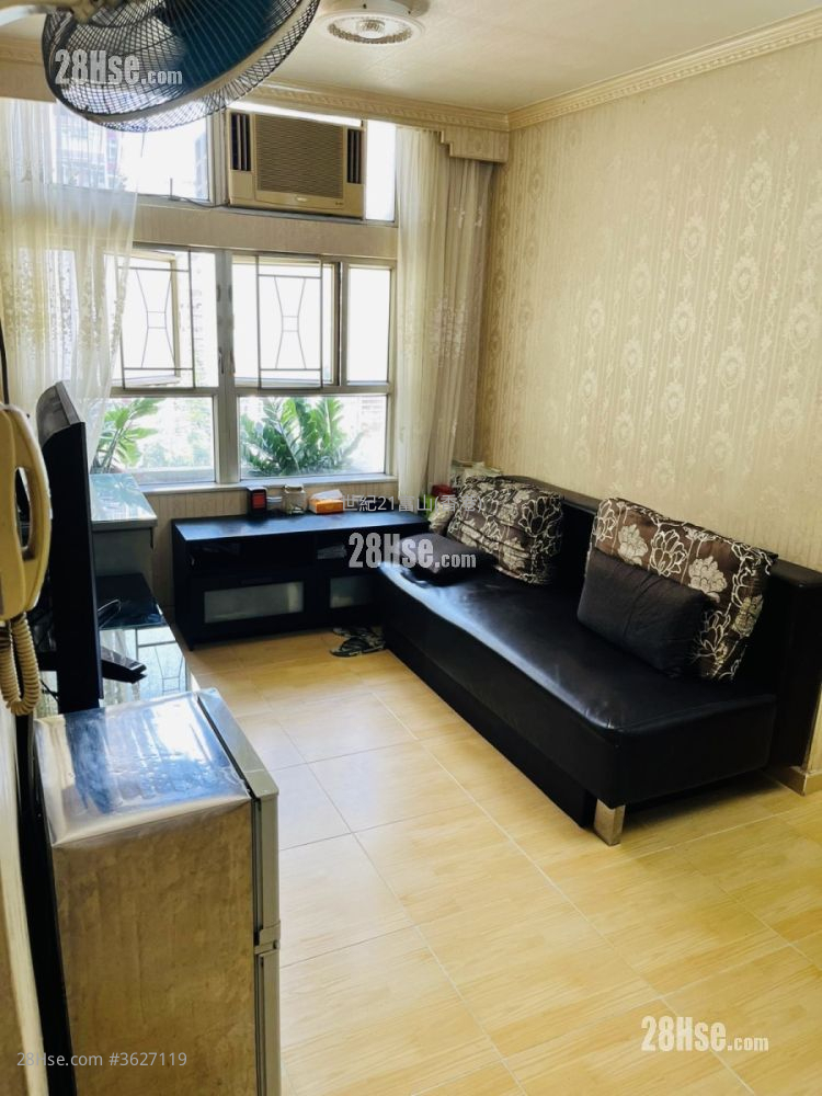 盈福苑 售盘 3 房 , 1 浴室 559 平方尺 ( 51.9 平方米 )