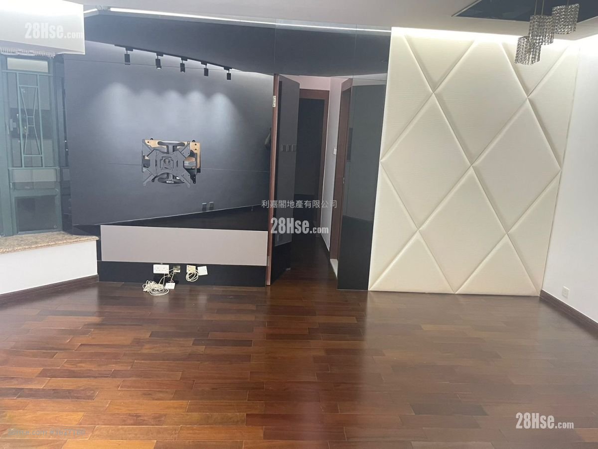 Villa Esplanada Rental 2 Bedrooms , 2 Bathrooms 666 ft² ( 61.9 m² )