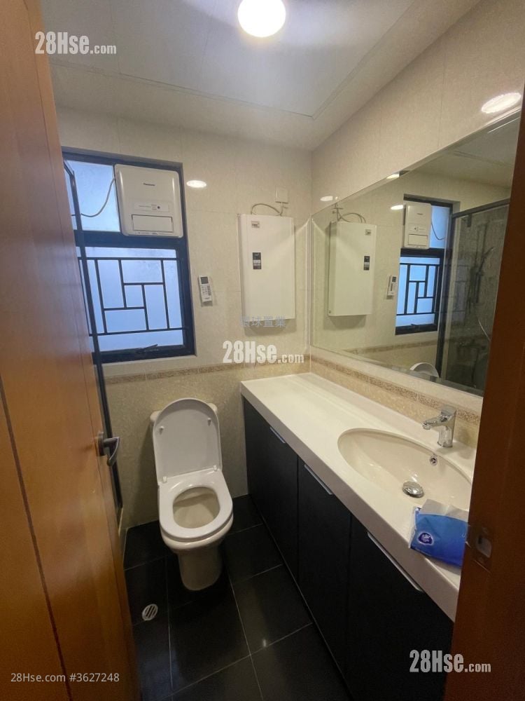 富荣大厦 售盘 530 平方尺 ( 49.2 平方米 )