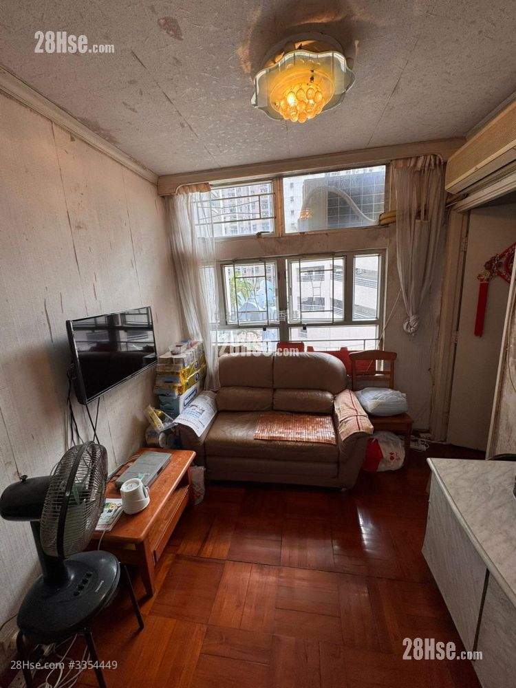 Fu Keung Court Sell Studio , 1 Bathroom