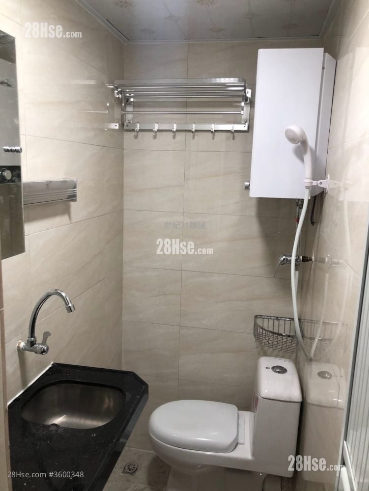 Kai Tin Tower Rental Studio , 1 Bathroom 100 ft² ( 9.3 m² )