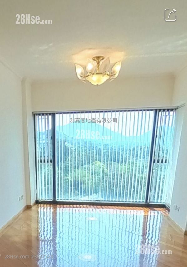 豪峰岭 售盘 4 房 944 平方尺 ( 87.7 平方米 )