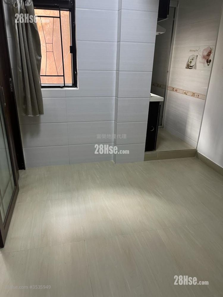 利达大楼 租盘 1 房 , 1 浴室 150 平方尺 ( 13.9 平方米 )