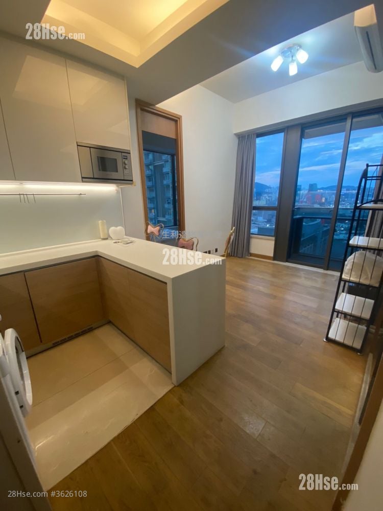 My Place Rental 1 Bedroom , 1 Bathroom 348 ft² ( 32.3 m² )