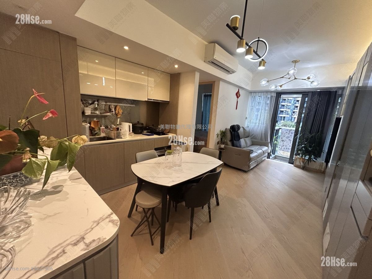 The Regent Sell 2 Bedrooms , 1 Bathroom 509 ft² ( 47.3 m² )