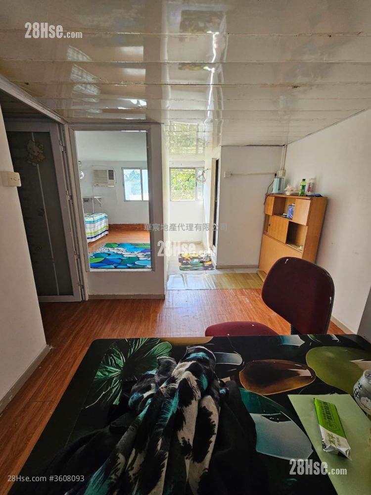 老围村 租盘 2 房 , 1 浴室 220 平方尺 ( 20.4 平方米 )
