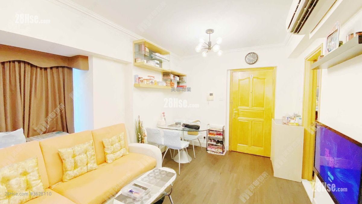 Dawning Views Sell 2 Bedrooms , 1 Bathroom 385 ft² ( 35.8 m² )