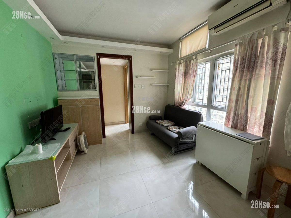 Kam Wah Garden Rental 3 Bedrooms , 2 Bathrooms 353 ft² ( 32.8 m² )