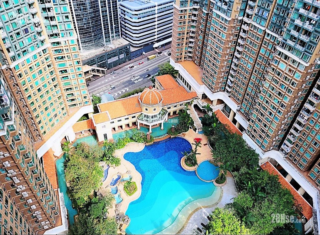 Banyan Garden Sell 3 Bedrooms , 1 Bathroom 652 ft² ( 60.6 m² )