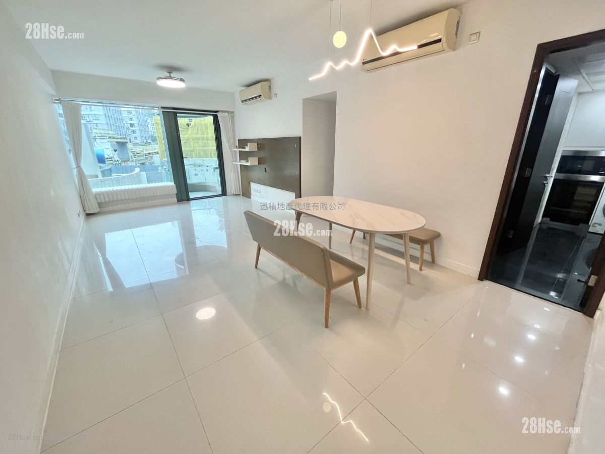 Meridian Hill Rental 3 Bedrooms , 2 Bathrooms 990 ft² ( 92.0 m² )