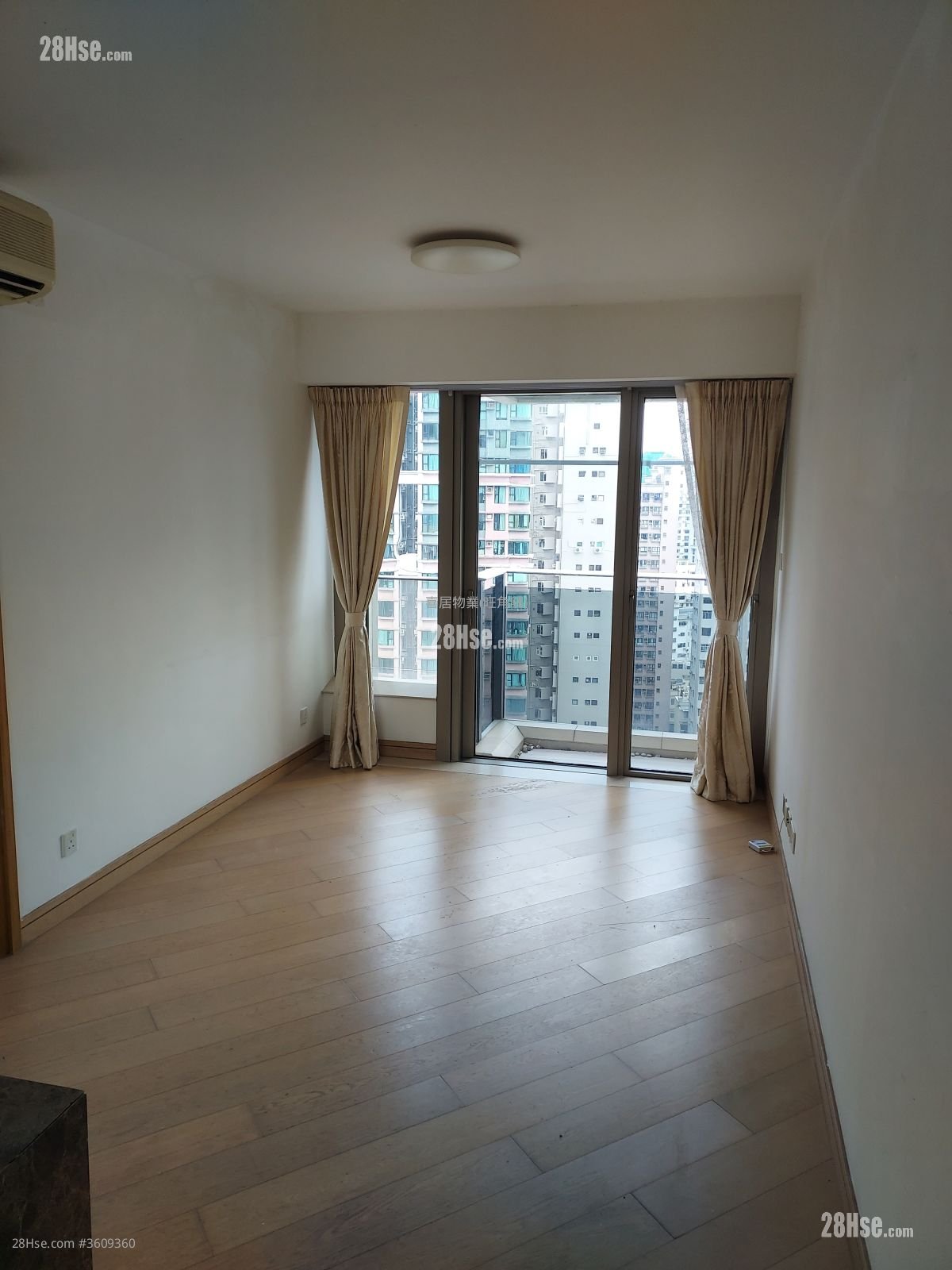 Macpherson Place Rental 2 Bedrooms , 1 Bathroom 432 ft² ( 40.1 m² )