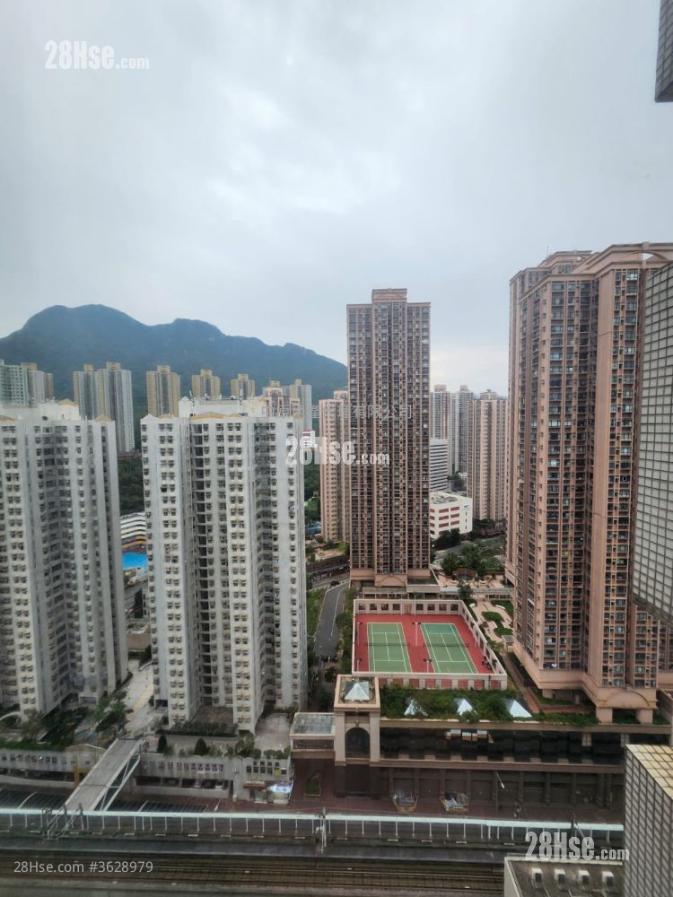 Ma On Shan Centre Sell 4 Bedrooms 609 ft² ( 56.6 m² )