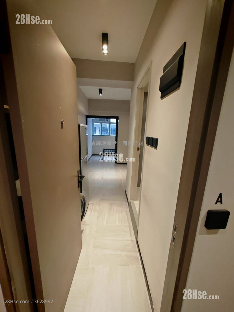 Lyton Building Rental 1 Bedroom , 1 Bathroom 260 ft² ( 24.2 m² )