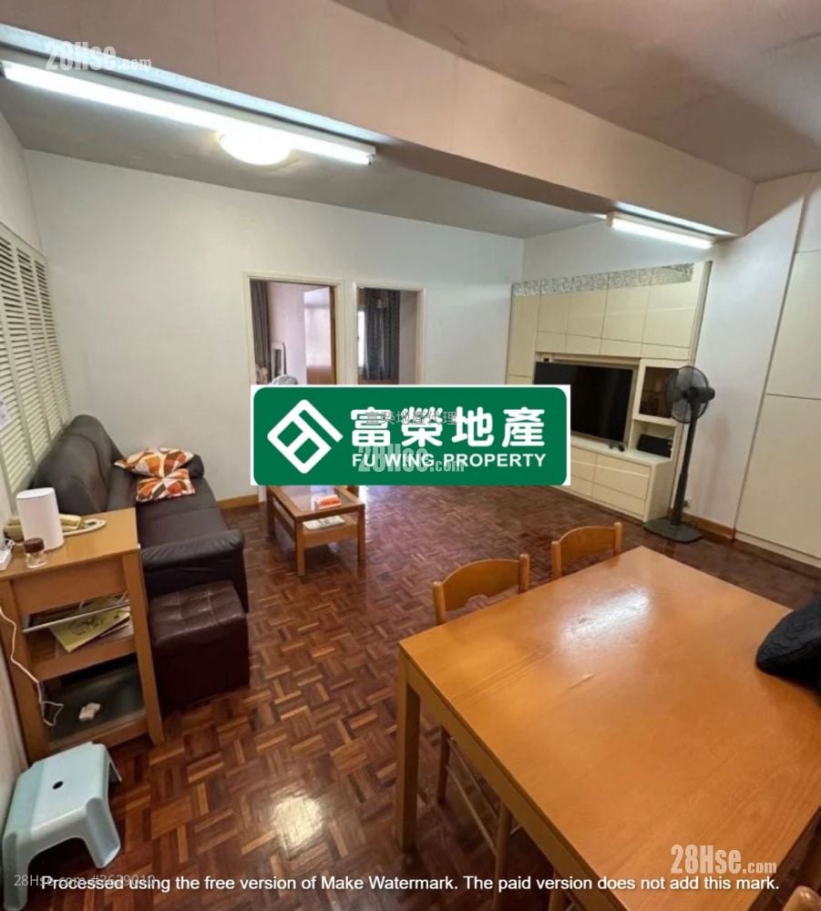 Kam Mong Building Sell 2 Bedrooms , 1 Bathroom 610 ft² ( 56.7 m² )