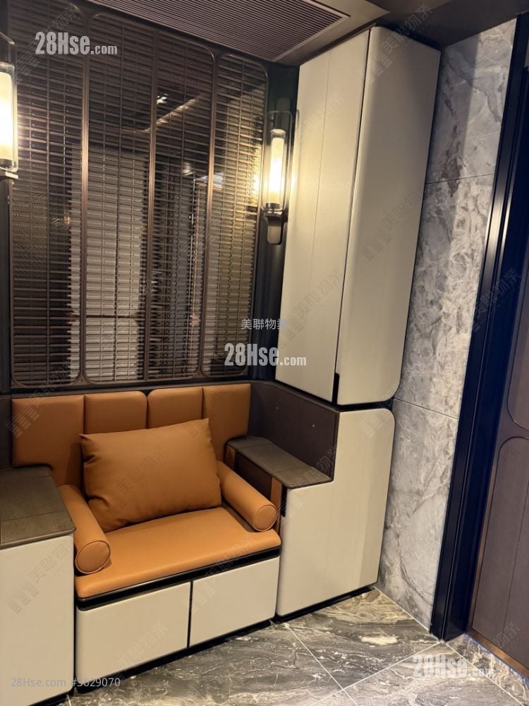 Cullinan Sky Rental 4 Bedrooms , 3 Bathrooms 1,227 ft² ( 114.0 m² )