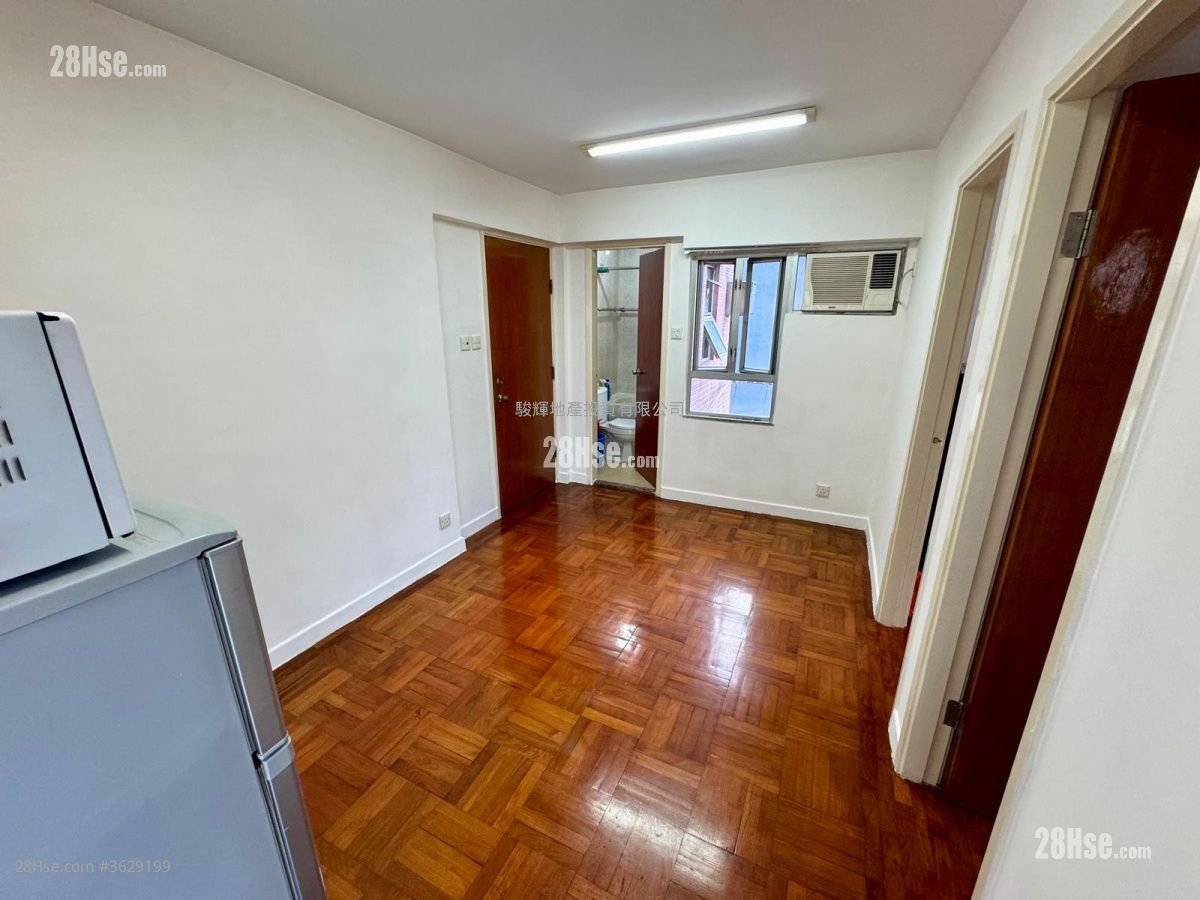 长华大厦 租盘 2 房 , 1 浴室 320 平方尺 ( 29.7 平方米 )