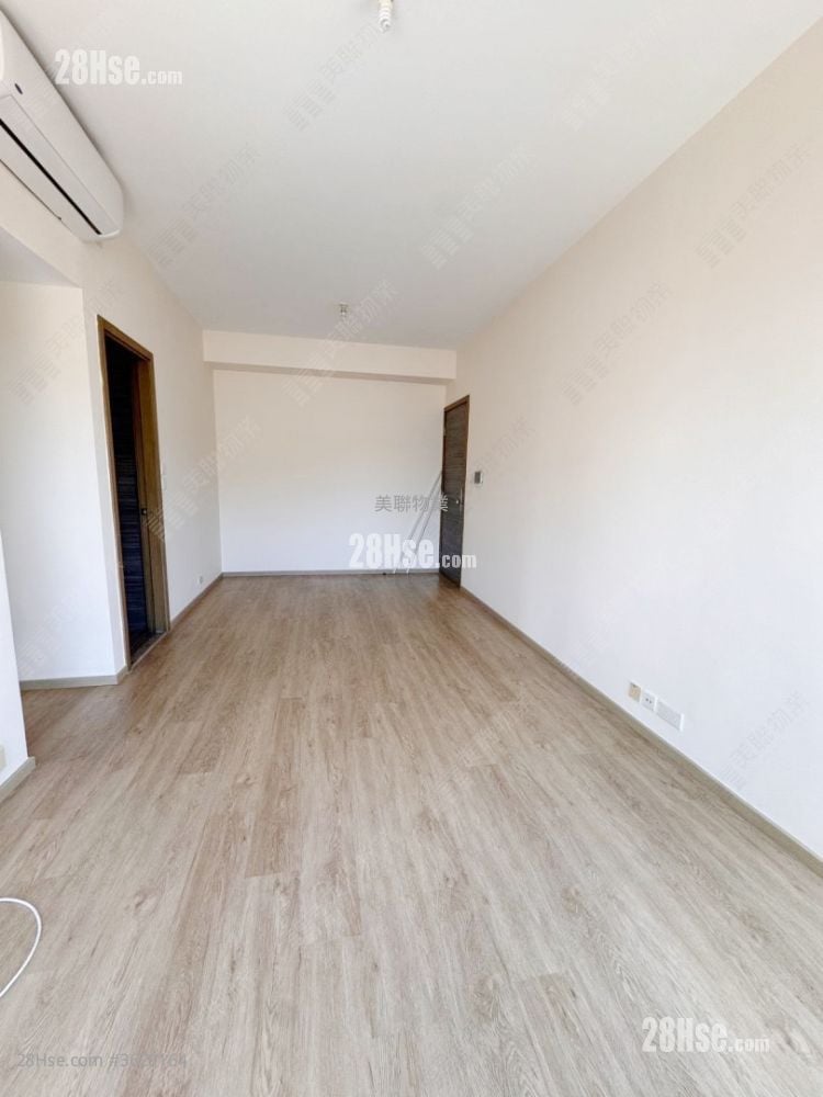 逸峯 售盘 3 房 , 2 浴室 642 平方尺 ( 59.6 平方米 )