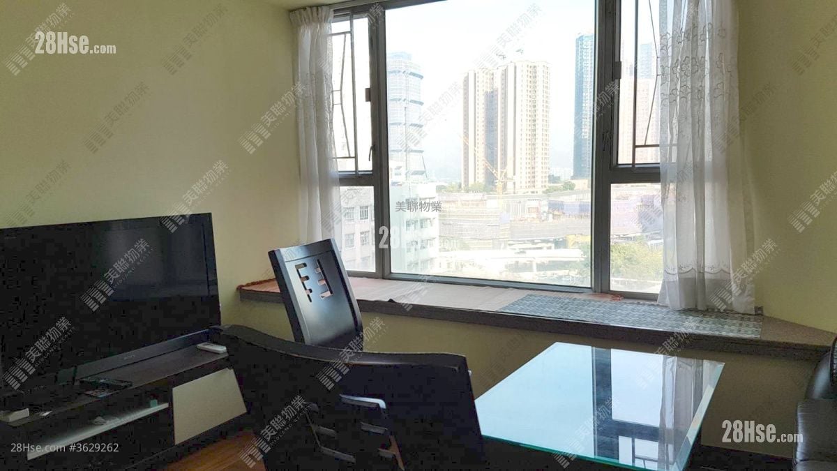 Opulence Height Rental 2 Bedrooms , 1 Bathroom 370 ft² ( 34.4 m² )