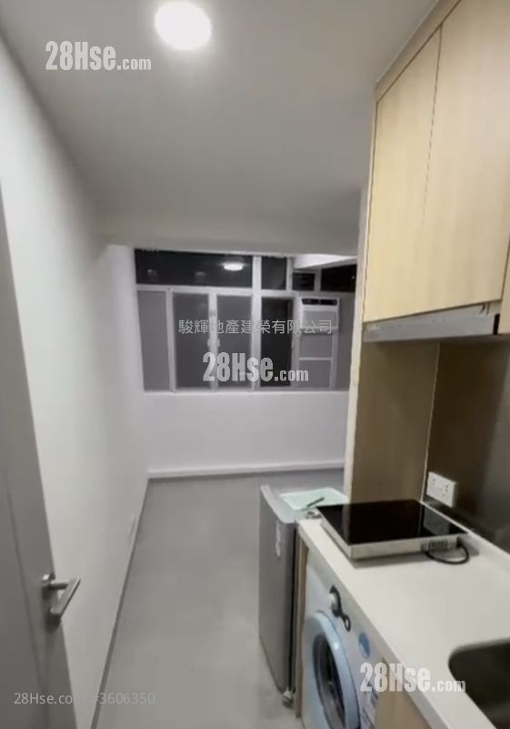 光荣大楼 租盘 开放式间隔 , 1 浴室 180 平方尺 ( 16.7 平方米 )