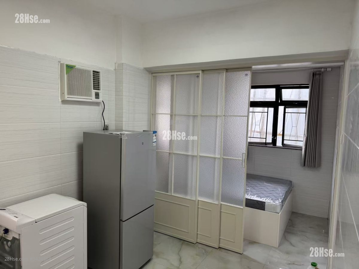 华乐大厦 租盘 180 平方尺 ( 16.7 平方米 )