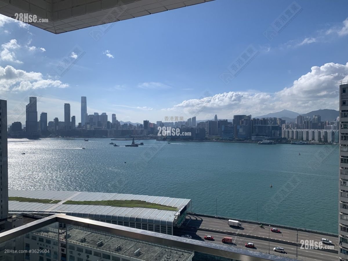 The Harbourside Sell 2 Bedrooms , 1 Bathroom 326 ft² ( 30.3 m² )