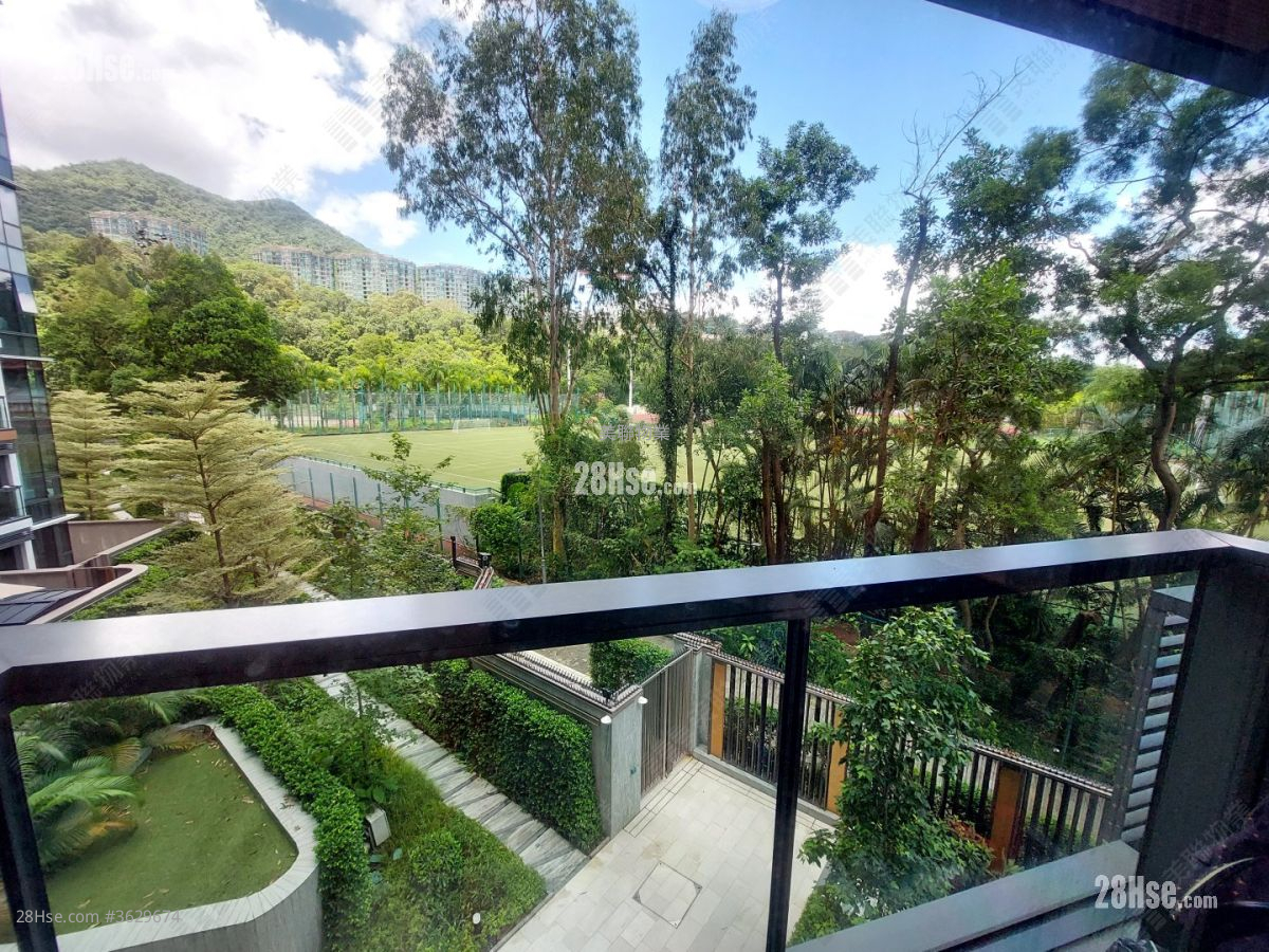 Silicon Hill Sell 2 Bedrooms 419 ft² ( 38.9 m² )