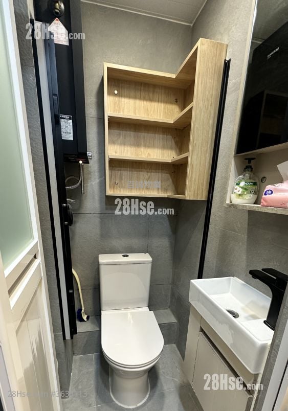 顺景大楼 租盘 开放式间隔 , 1 浴室 130 平方尺 ( 12.1 平方米 )