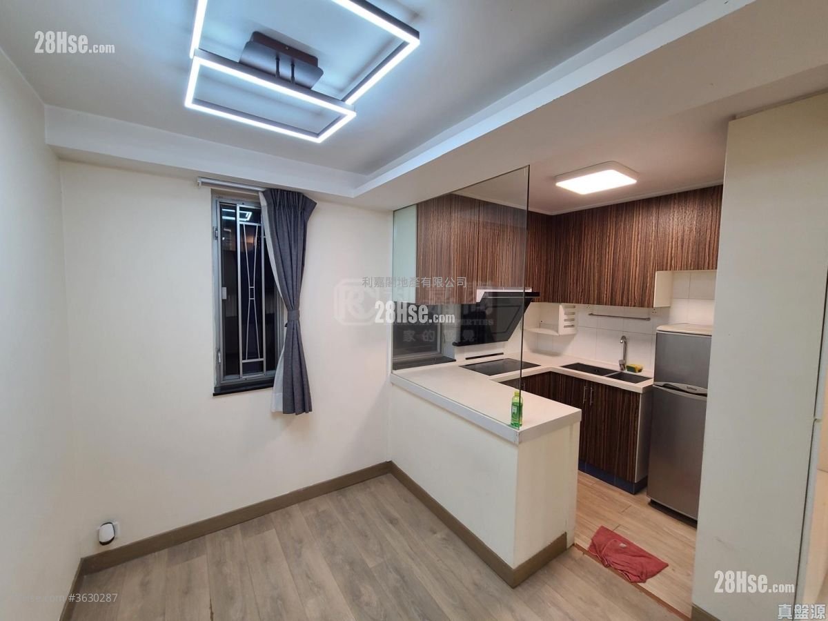 光超台 售盘 2 房 , 1 浴室 434 平方尺 ( 40.3 平方米 )