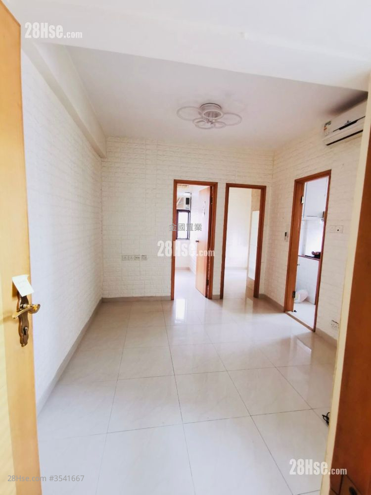 Kam Chung Building Rental 2 Bedrooms , 1 Bathroom 304 ft² ( 28.2 m² )