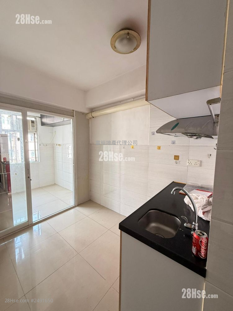 好景楼 租盘 1 房 , 1 浴室 135 平方尺 ( 12.5 平方米 )